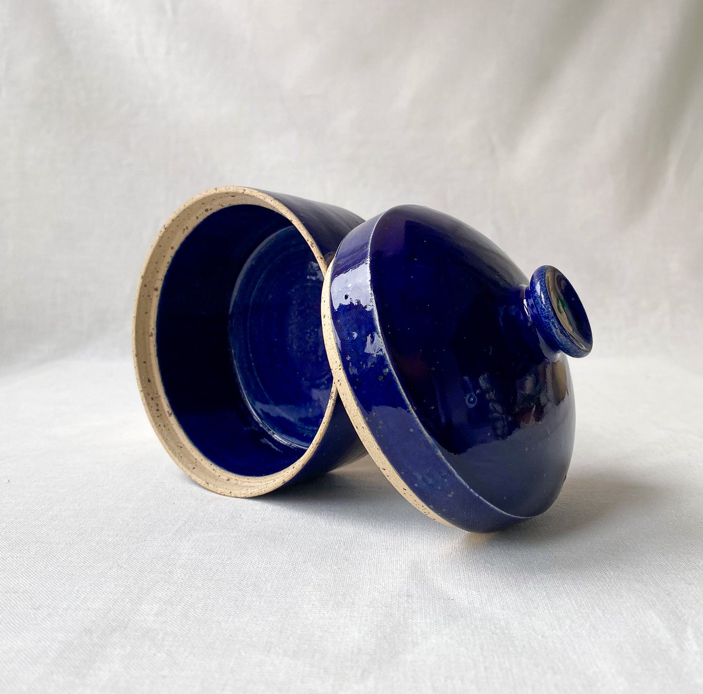 Squat Delft Jar